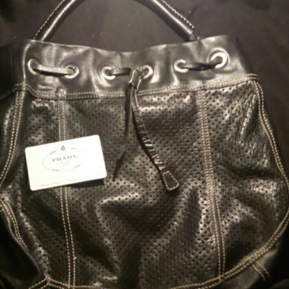 Authentic Prada purse - Picture 2 of 4